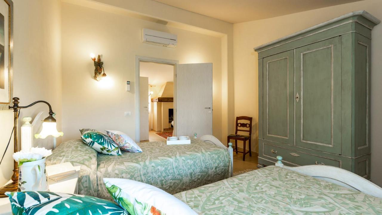 Villa Elisa 16, Emma Villas 푸체키오 외부 사진